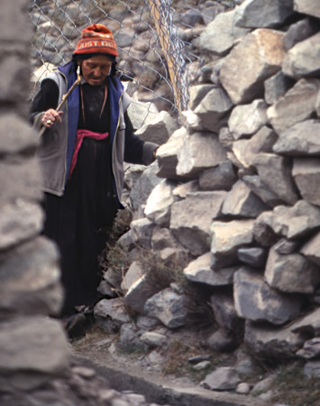 Alchi Ladakh: Woman in Alchi fine art travel photography copyright 2004 Brad Carlile